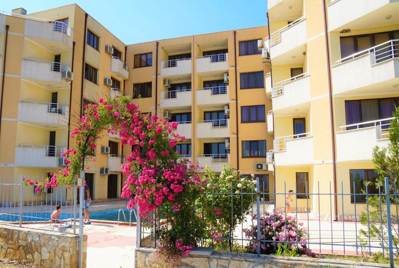 Apartments Paskalina ビャラ エクステリア 写真